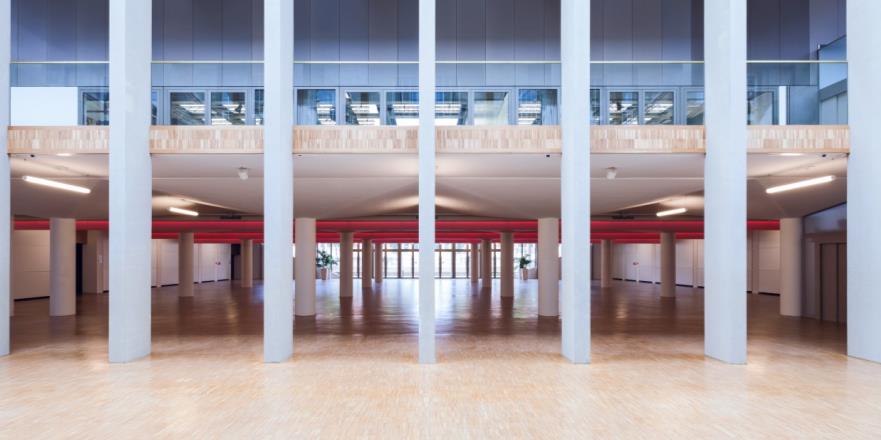 Kongress_Palais_Kassel_Kolonnadenfl7